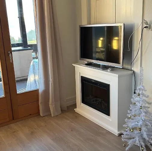 Lumineux Au Centre Du Village レイサン